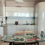 Golden Sunrise Apartment