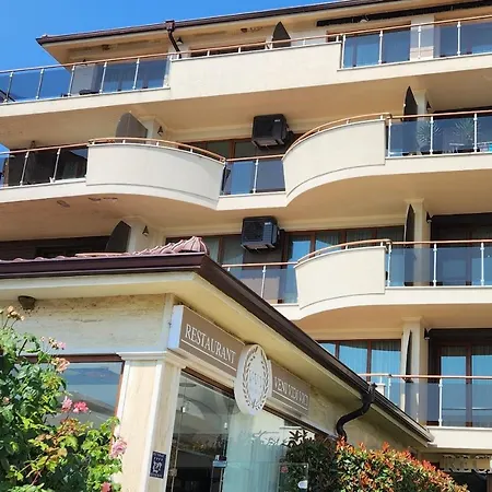 Golden Sunrise Lejlighed