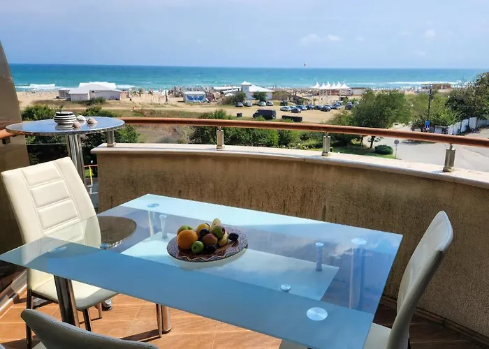 Апартаменты Golden Sunrise