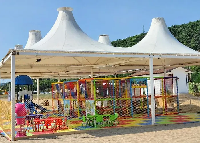 Golden Sunrise Апартаменты *