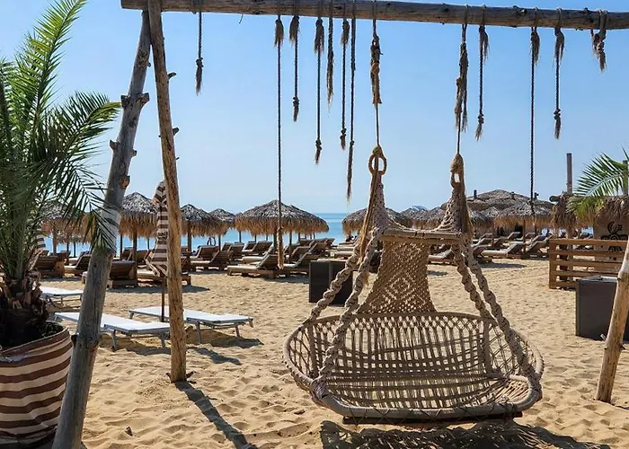 Апартаменты Golden Sunrise